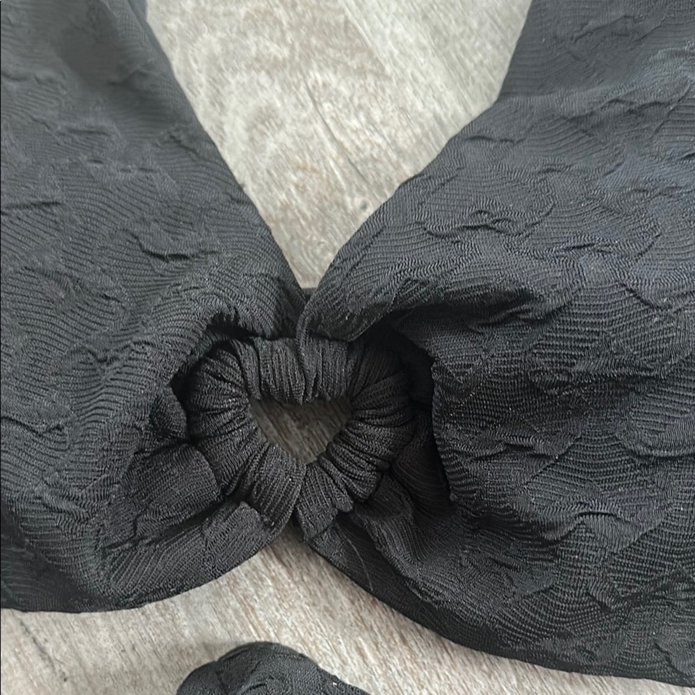 Textured Bikini Set NWOT - Picture 3 of 4